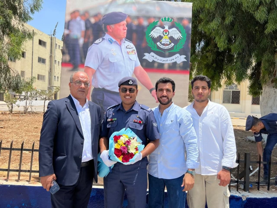 سيف حمزة المرايات مبارك التخرج