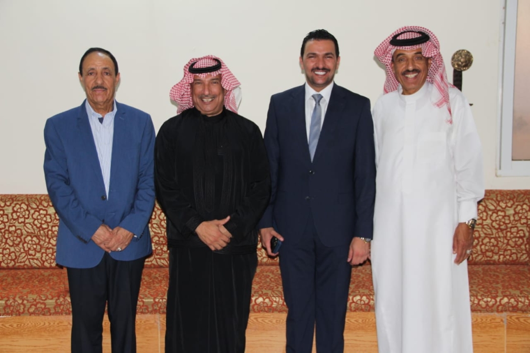 الفايز والزبن نسايب.. دولة فيصل الفايز طلب، والباشا عارف خلف الزبن أعطى.صور وفيديو