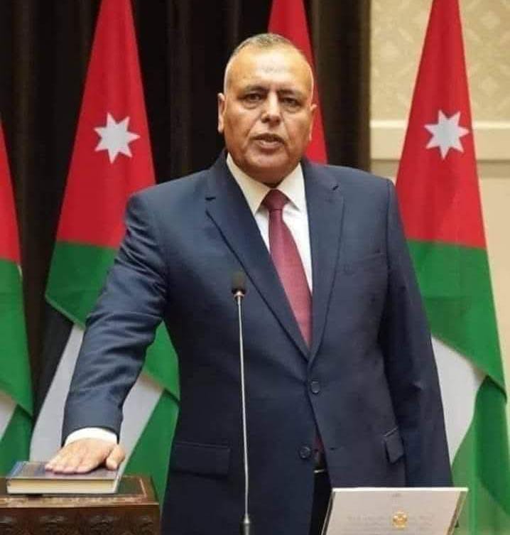 مدير عام وكالة نيروز الإخبارية يهنئ الأستاذ حسن الجبور بتعيينه محافظاً لمادبا