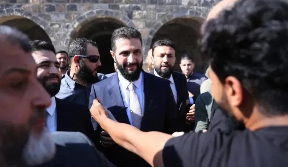 احباط محاولة اغتيال الرئيس السوري ‘‘أحمد الشرع’’ وتدخل تركي ينهي المؤامرة الخطيرة
