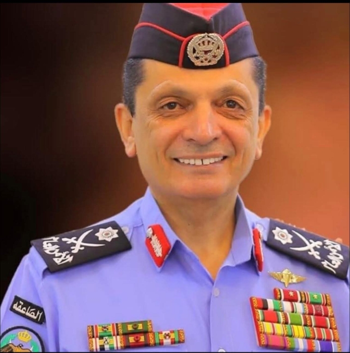 السيد يهنئ الباشا تامر المعايطة بالمنصب الجديد مديرا اداريا في المجمع الصناعي التابع لشركة مناجم الفوسفات الأردنية في العقبة