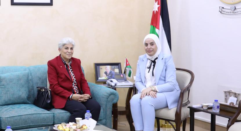 وزيرة التنمية الاجتماعية تبحث آفاق التعاون مع السفيرة التونسية في المملكة