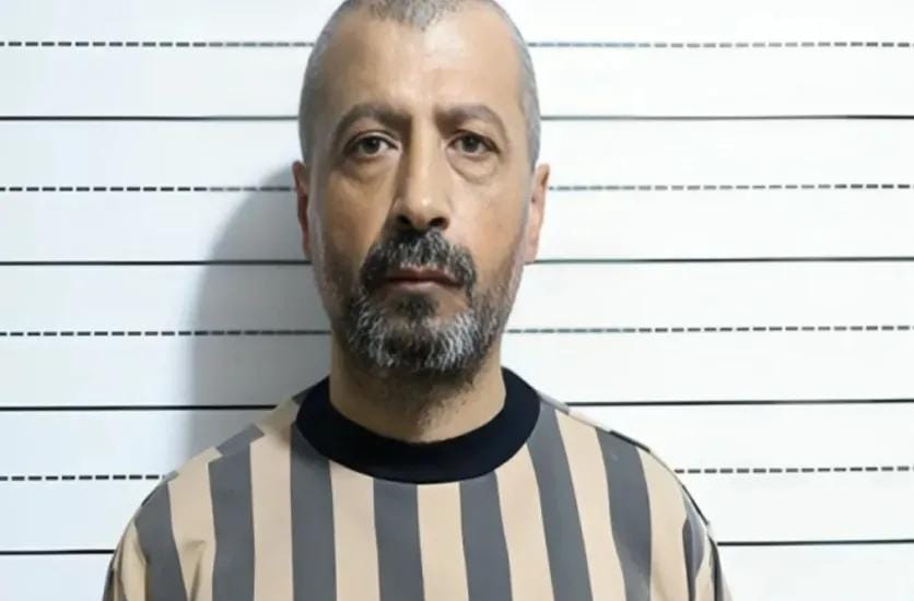 القبض على أحد معاوني مدير سجن صيدنايا سيء السمعة في سوريا