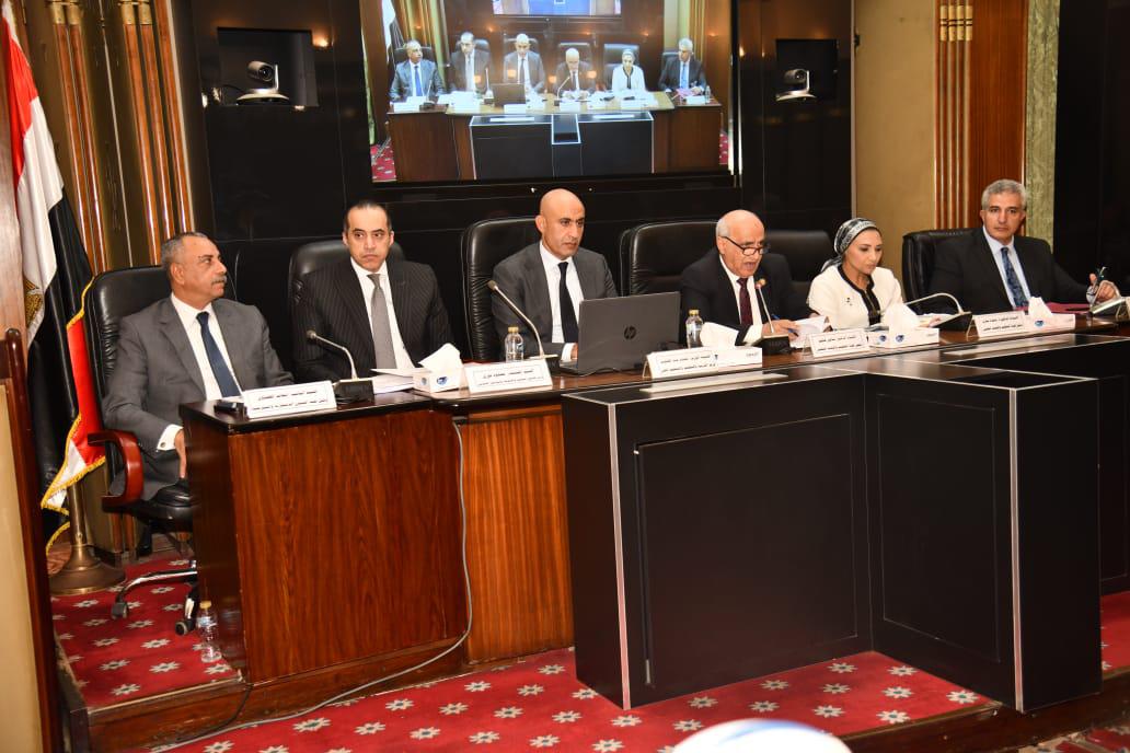 مصر : وزير التربية والتعليم يواصل مناقشة تفاصيل مشروع تعديل قانون التعليم