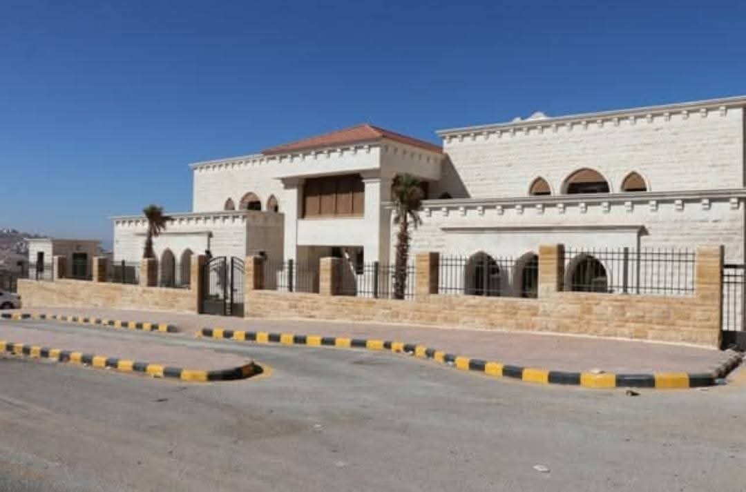 الرقاد يقرّر تخفيض أسعار صالات أندية المتقاعدين دعماً لهم وتخفيفاً لأعبائهم