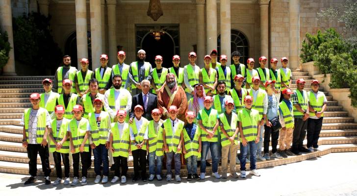 العيسوي يلتقي وفد مبادرة خمسين حافظ التابعة للمركز الثقافي الإسلامي بجامعة العرب في الزرقاء