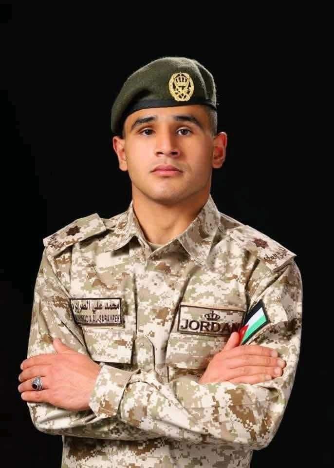الملازم أول محمد الصرايرة يرقد على سرير الشفاء في المدينة الطبية إثر تعرضه لحادث دهس