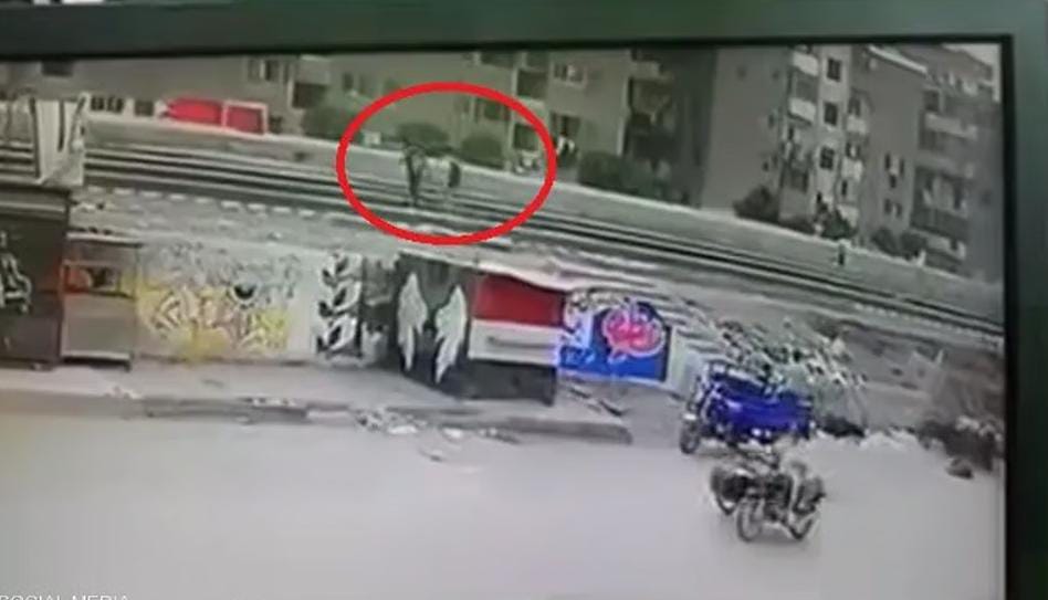 قطار ينهي حياة لاعب كرة قدم في مصر.. والحزن يخيّم على الوسط الرياضي