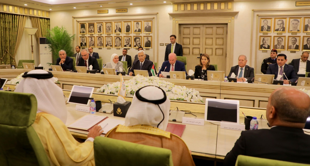 توقيع مذكرة تعاون لتعزيز العلاقات البرلمانية بين مجلس الأعيان والبرلمان العربي