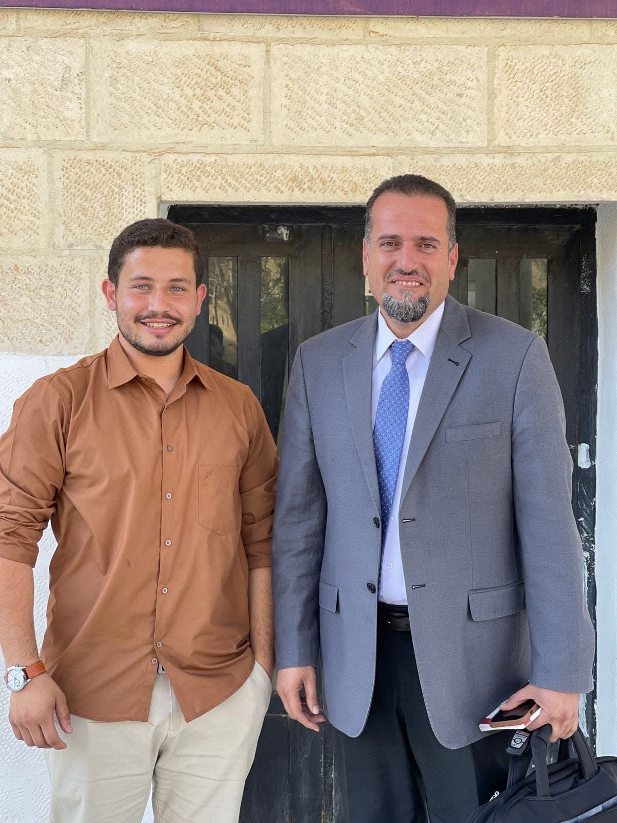 عبادة الربيع يهنئ الدكتور صدام العزام بتعيينه مديراً للمكتب الفني في المحكمة الدستورية