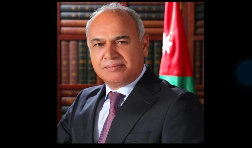 الفايز يهنئ عبدالحليم البلاونة بتعيينه أمينًا عامًا لوزارة العمل