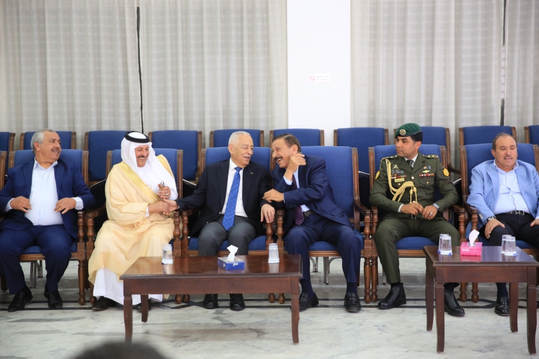 عشيرة الزبيدي تشكر جلالة الملك وولي العهد على تعزيتهم بوفاة الدكتور مفلح الزبيدي