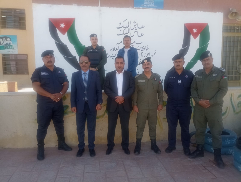 مدير تربية  الموقر يؤكد سلاسة الاجراءات في امتحان الثانوية العامة