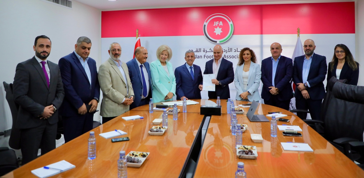 مجلس الأعيان يتبرع بخمسين ألف دينار دعماً للمنتخب الوطني لكرة القدم