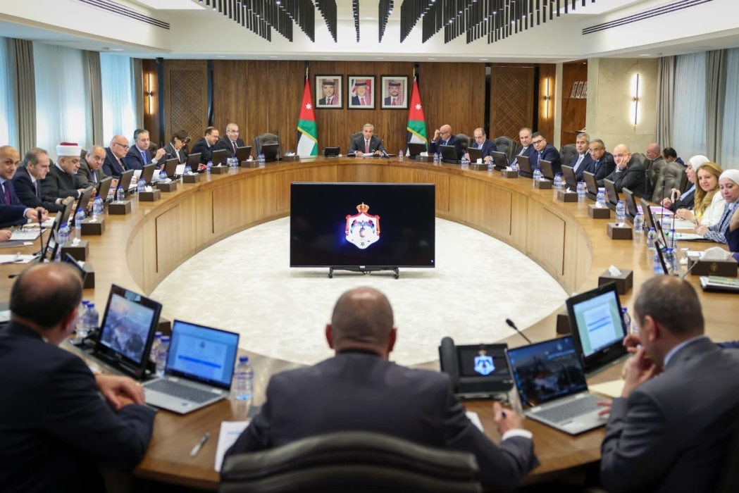 مجلس الوزراء يبحث آليات إدامة عمل البلديات بفعالية لخدمة المواطن بعد حل المجالس في المملكة
