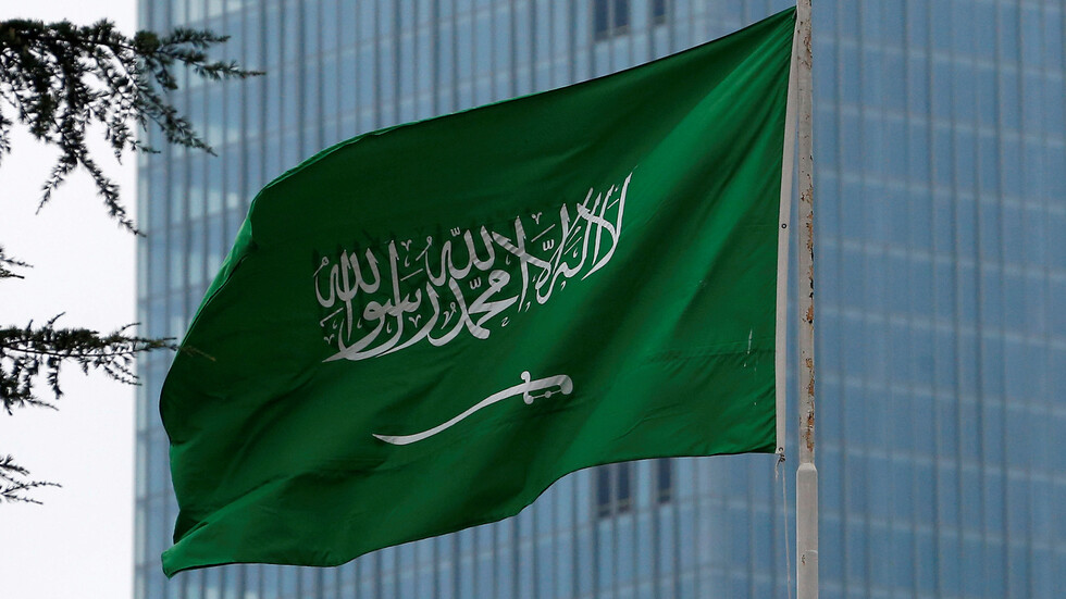 الديوان الملكي السعودي يعلن وفاة الأميرة بزة