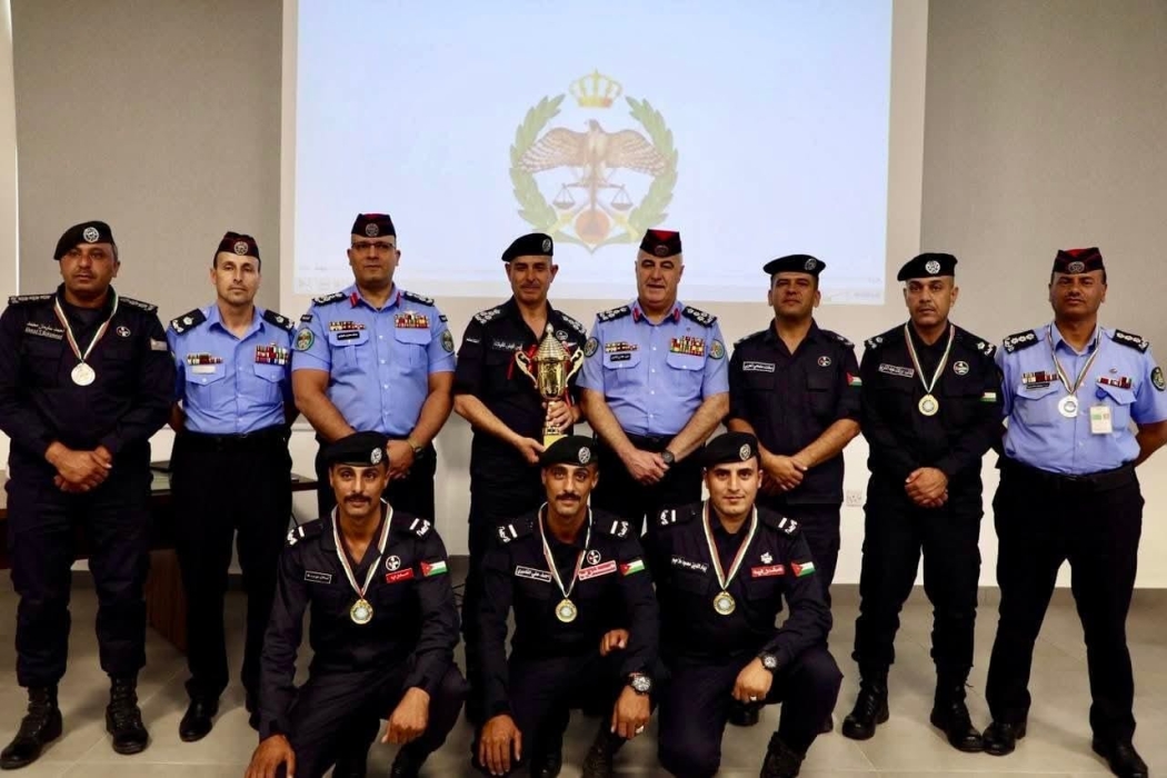  مدينة الملك عبدالله الثاني بن الحسين التدريبية تظفر بلقب بطولة الأمن العام السنوية لرماية المسدس .