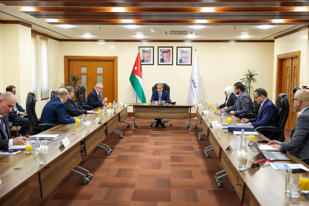 رئيس الوزراء : أمام العقبة مشاريع استراتيجية تتطلب جهوداً مضاعفة لدعمها وتنفيذها