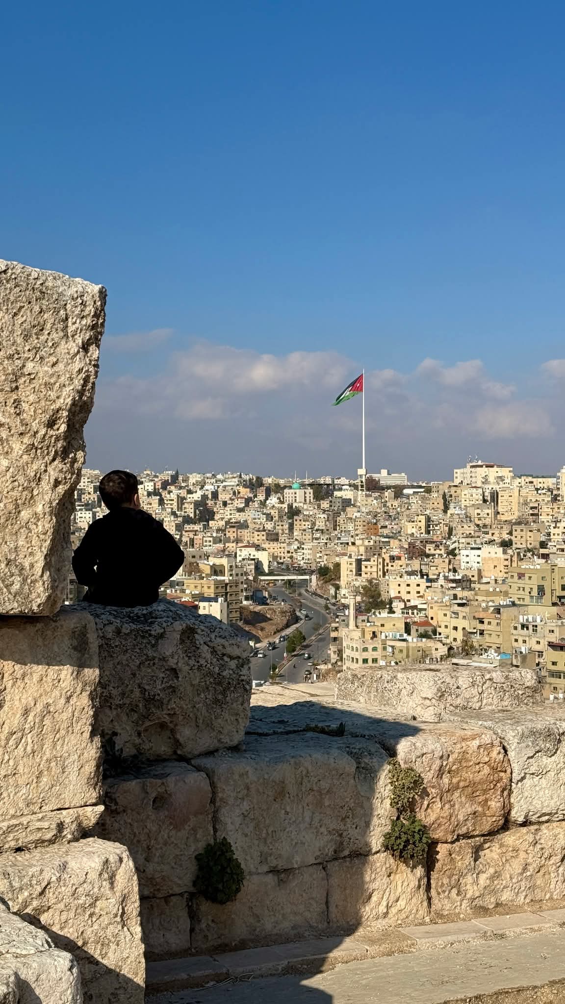 أجواء حارة في أغلب المناطق وحارة جدا بالأغوار والعقبة