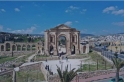 محافظ جرش يوجه بتنظيم الوسط التجاري وإزالة الاعتداءات على الأرصفة