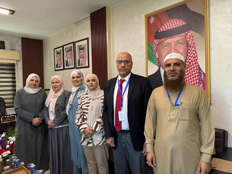 الخريشا تكرم قسم الامتحانات والاختبارات في  مديرية ناعور.