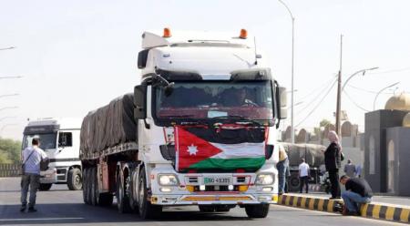 قافلة مساعدات أردنية جديدة من 50 شاحنة إلى غزة