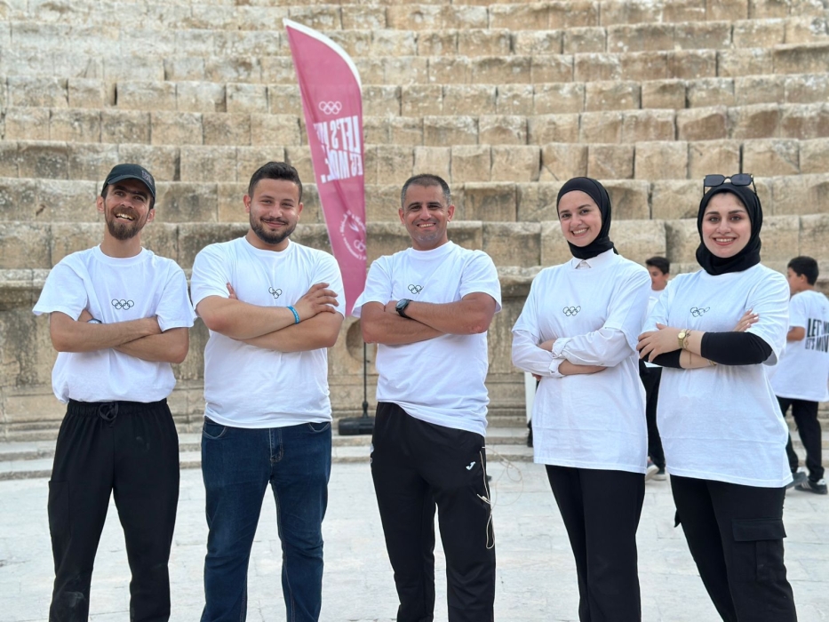 نشامى جرش يضيئون شعلة اليوم الأولمبي برعاية الأمير فيصل