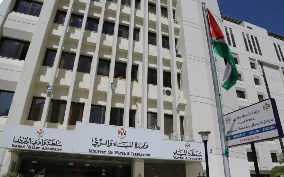 العثور على جثة مهندس في وزارة المياه بعد يومين من وفاته