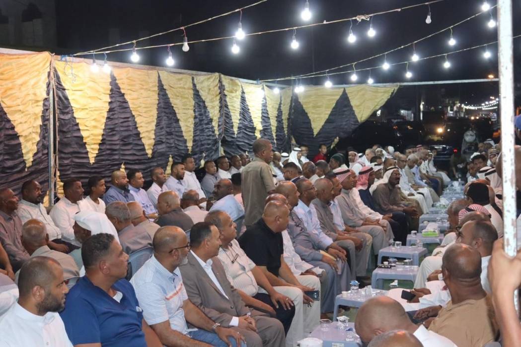 المحافظة يولم على شرف نواب وشيوخ ووجهاء و قيادات الأغوار الجنوبية...صور