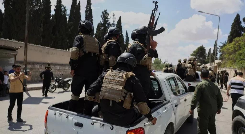 ماذا يجري في السويداء السورية؟.. اشتباكات عنيفة وعشرات القتلى والجرحى