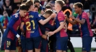 غليان داخل برشلونة بسبب شتيجن ولابورتا