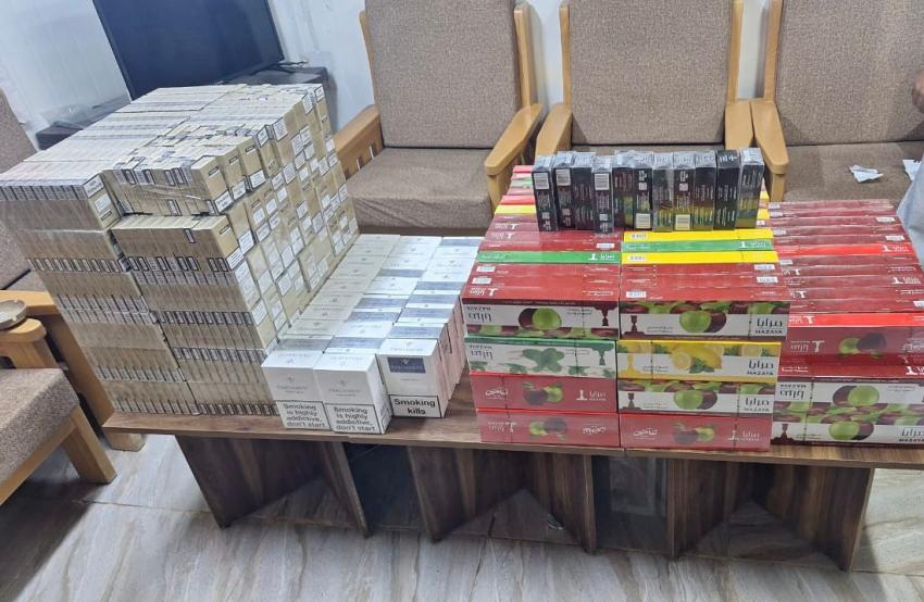 الجمارك تضبط 30 ألف عبوة جوس مقلد و تحبط تهريب 300 كروز دخان