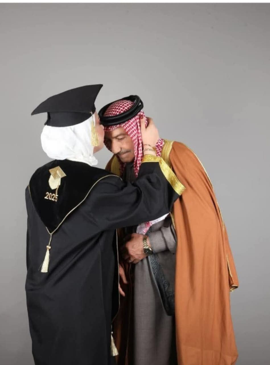 ساجدة أحمد  الخوالدة تنال درجة البكالوريوس في التمريض من ال البيت