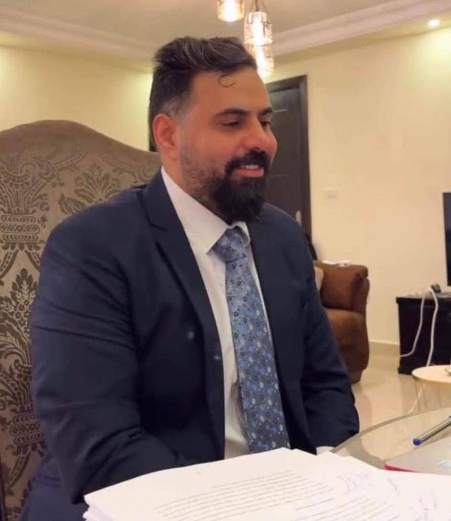 منذر القصيري الحماد ينال درجة الدكتوراه من جامعة ماليزية