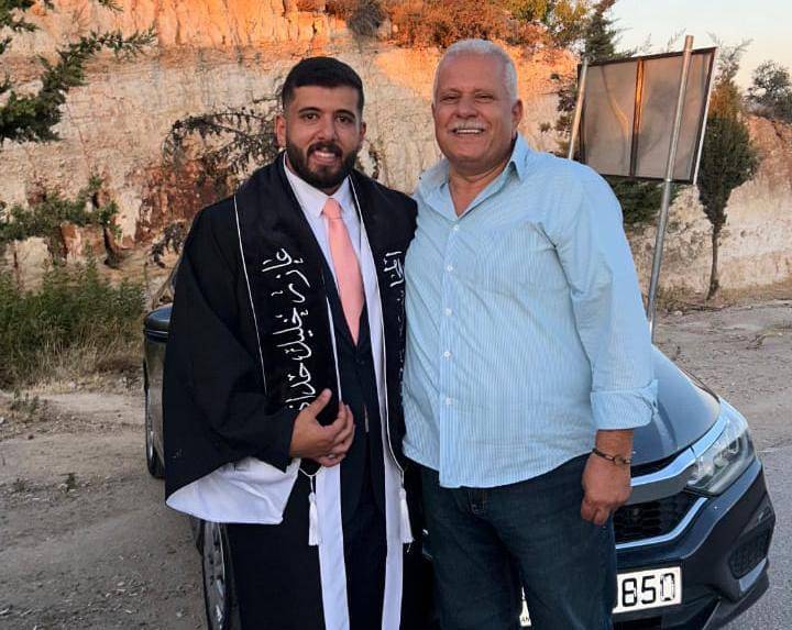 عازر حداد  ينال درجة البكالوريوس في المحاسبه من جامعة البلقاء