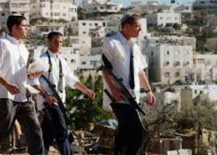 المستوطنون المتطرفون هجّروا 69 تجمعا لفلسطينيين في الضفة الغربية منذ 2023