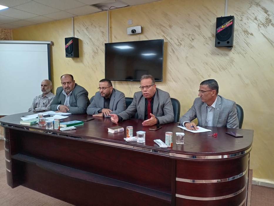 الرفوع يجتمع مع مراقبي امتحانات الثانوية العامة (الاول  الثانوي في مدارس لواء بصيرا