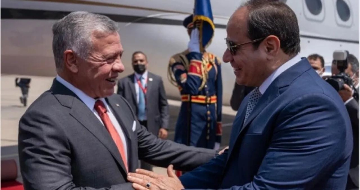 الملك يهنئ السيسي بذكرى ثورة 23 تموز