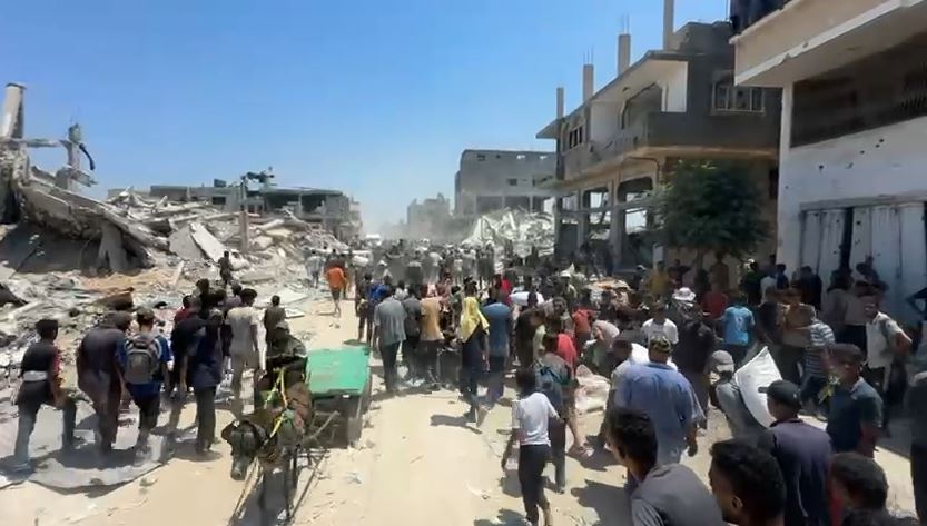دخول كميات كبيرة من أكياس الطحين إلى غزة من خلال الأردن