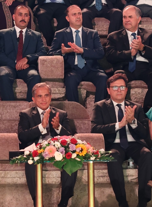 مندوبا عن الملك.. رئيس الوزراء يوقد شعلة مهرجان جرش للثقافة والفنون الــ 39...صور