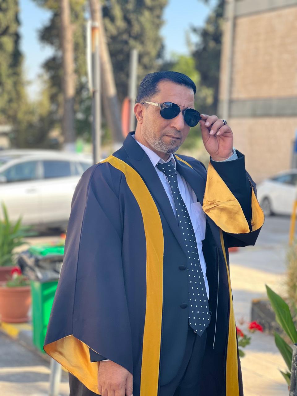 حمد محمد الشورة ينال الدبلوم العالي في التربية بتقدير امتياز من الأردنية