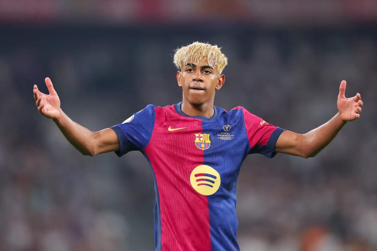 لامين يامال يُتوج كأفضل لاعب في العالم لعام 2025 من قِبل ماركا
