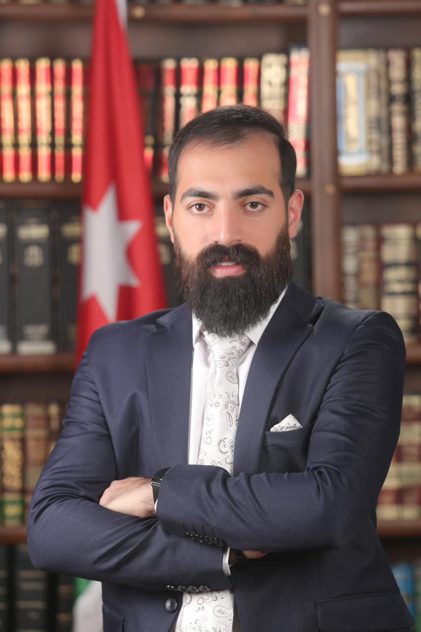 سيف الدين مروان أبوزناد ينال دبلوم إدارة الأعمال من جامعة البلقاء