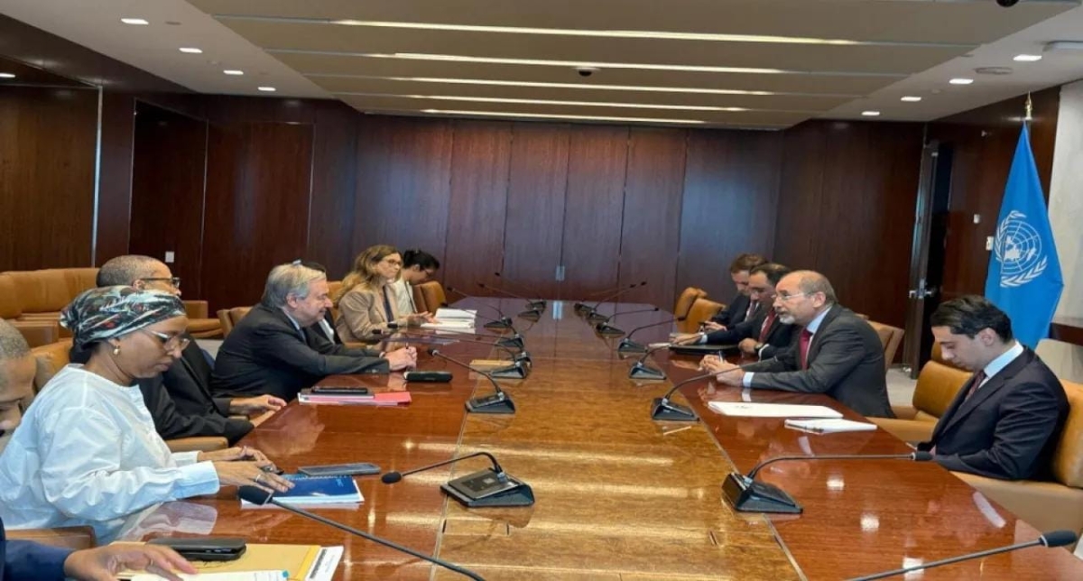الصفدي يلتقي مع غوتيريش في مقرّ الأمم المتحدة