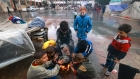 الجوع يقتل غزة: 127 شهيدًا ومقتلة وشيكة تهدد 100 ألف طفل جائع