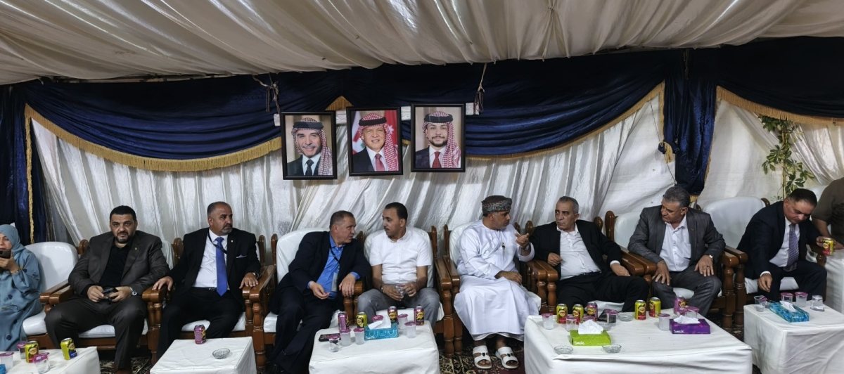 وزير الثقافة يستقبل وفدًا عُمانيًا مشاركًا في مهرجان جرش