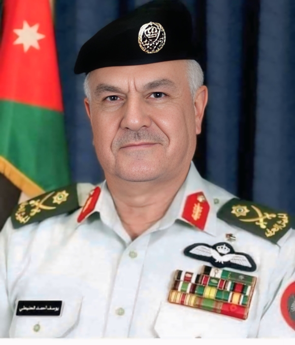 اللواء الحنيطي يوجه بتأمين قرنية لزوجة عقيد طيار  متقاعد