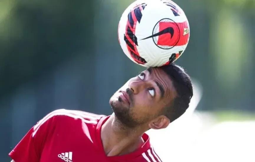 8 ملايين يورو تُمهّد انتقال أحمد حسن كوكا إلى الاتفاق السعودي بعد فشل صفقة حمد الله