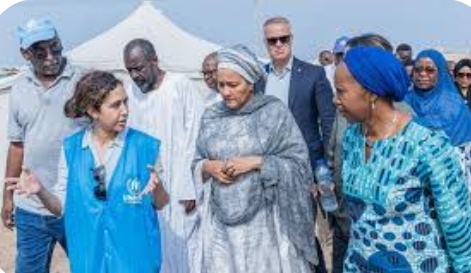 نائبة الأمين العام للأمم المتحدة تزور مخيم الوحدات