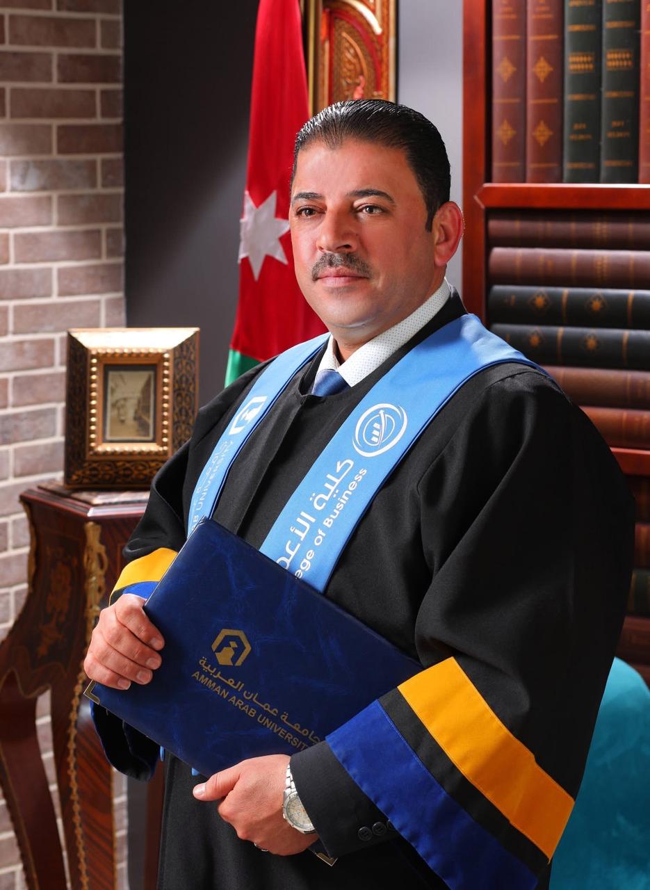 أحمد زايد النوباني ينال درجة البكالوريوس في إدارة الأعمال من جامعة عمّان العربية